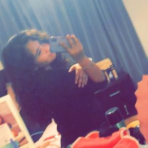 Meet your Posher, Ariana